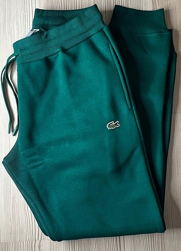 L beden Lacoste esofman 