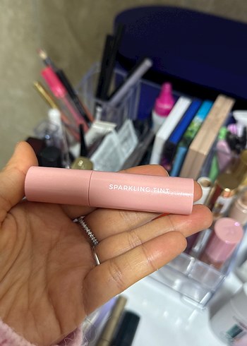 JUICY PANG Pastel Bej Dudak Parlatıcısı - Görsel 2