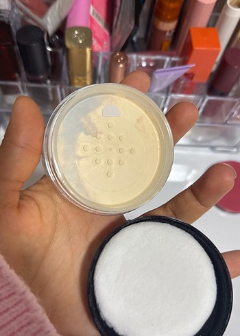 Inglot HD ıllumınızıng loose pudra - Görsel 5