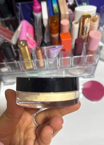 Inglot HD ıllumınızıng loose pudra - Görsel 2