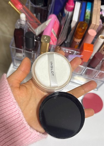 Inglot HD ıllumınızıng loose pudra - Görsel 4