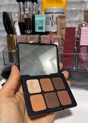 Make Up For Ever Bej Tonlu Far Paleti - Görsel 2