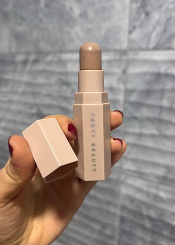 Fenty Beauty Kontür Stick Amber Rengi - Görsel 2