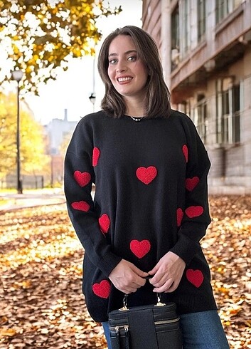 Diğer Kabartma kalpli triko kazak