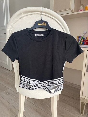 Siyah crop