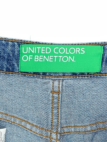 28 Beden mavi Renk Benetton Mini Şort %70 İndirimli.
