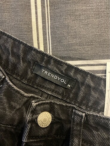 34 Beden Siyah jean