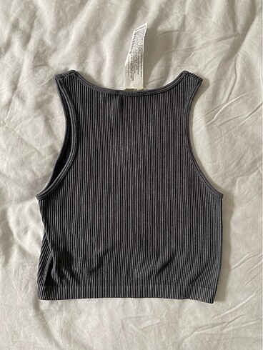 Pull and Bear Halter crop