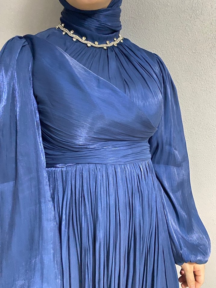 Parlak Lacivert Piliseli Uzun Abiye Elbise - Görsel 2
