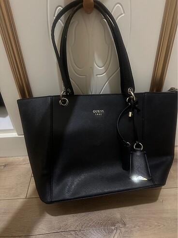Guess çanta