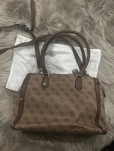 Guess çanta
