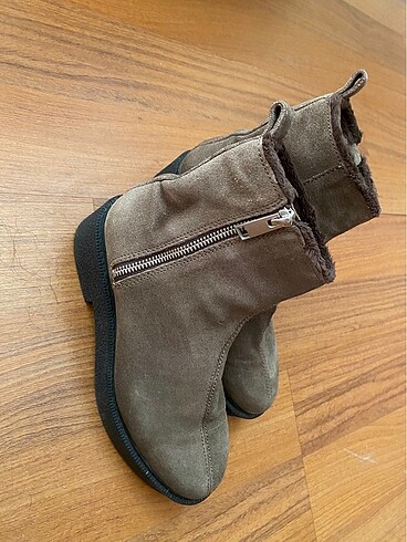 H&M H&M süet bot 37 numara