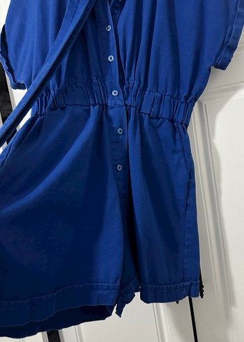 Kemerli Kısa Kollu Mavi Denim Tulum - Görsel 4
