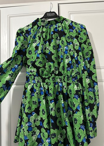 Yeşil Çiçek Desenli Uzun Kollu Mini Elbise - Görsel 6