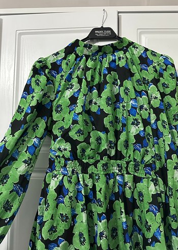 Yeşil Çiçek Desenli Uzun Kollu Mini Elbise - Görsel 5