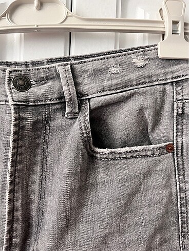 38 Beden Stradivarius jean