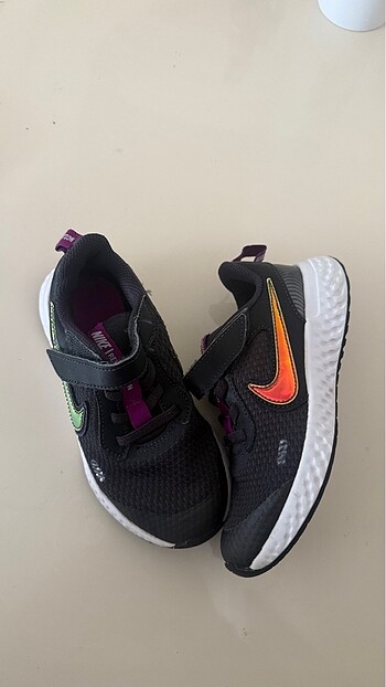 27 Beden Nike ayakkabı