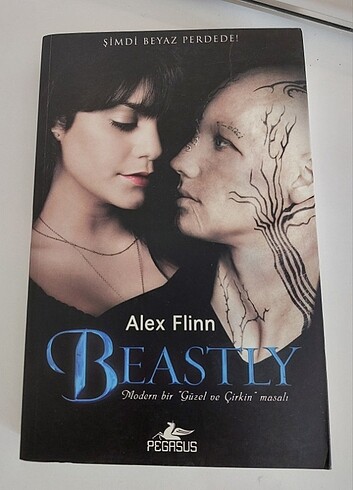 Beastly / Alex Flinn