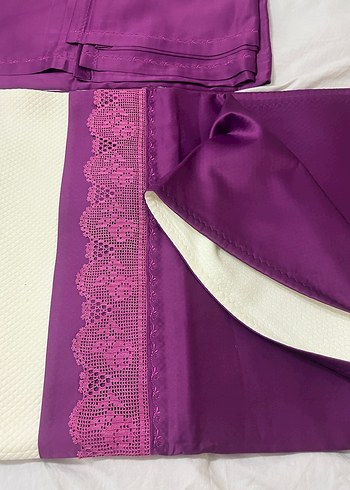 Mor dantelli pike saten ve Çarşaf Takımı - Görsel 4