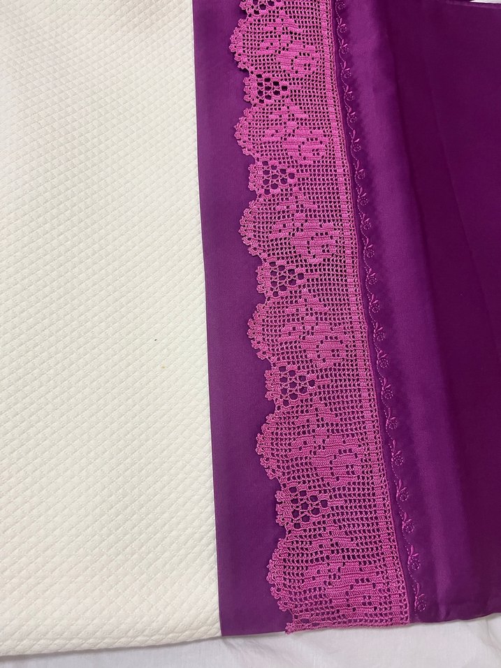 Mor dantelli pike saten ve Çarşaf Takımı - Görsel 2