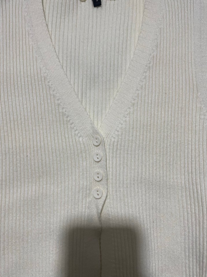 Beyaz V Yaka Örgü Kadın Süveter - Görsel 3