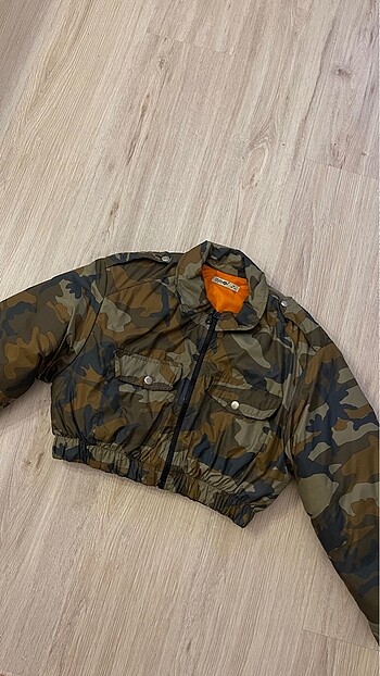 Crop ceket