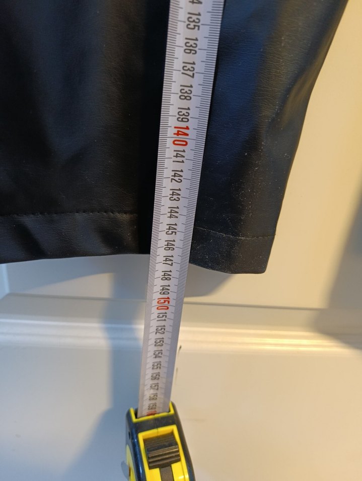 Siyah Deri Kadın Tulum, Kemerli, Uzun Kollu - Görsel 4