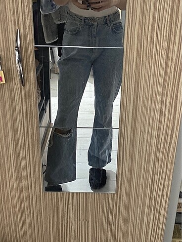 m Beden mavi Renk Trendyolmilla yırtık jean