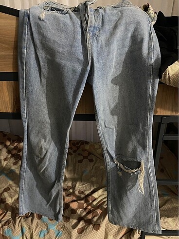 Trendyolmilla yırtık jean