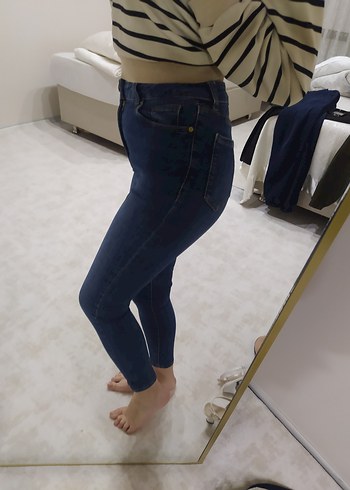 Koyu Lacivert Dar Kesim Kadın Kot Pantolon - Görsel 4