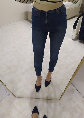 Koyu Lacivert Dar Kesim Kadın Kot Pantolon - Görsel 2