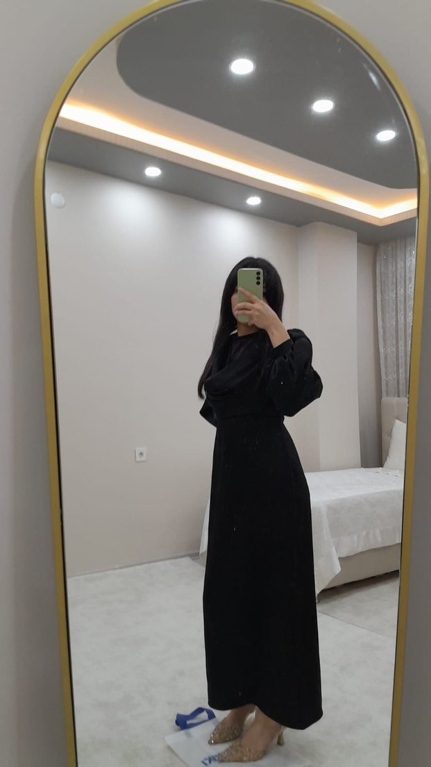 Siyah Uzun Kollu Midi Elbise - Görsel 2