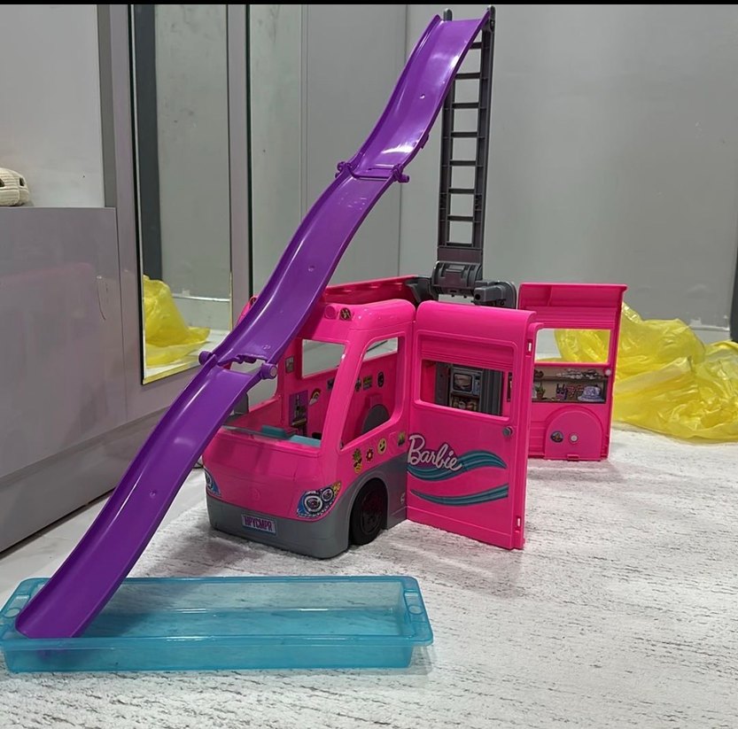 Barbie evi ve barbie karavanı - Görsel 2