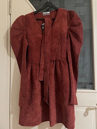 American Vintage Etiketli elbise