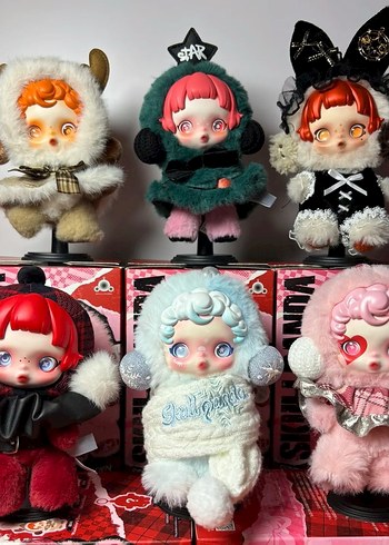 POPMART winter symphony skullpanda