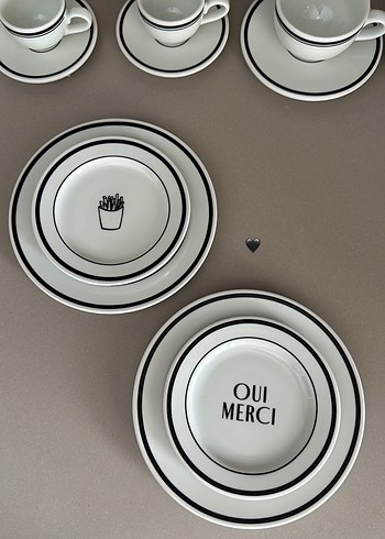 Beden H&M home 2 küçük 2 orta boy tabak
