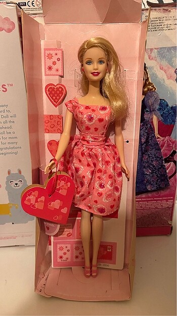 Barbie Bebek Valentine?s 2001