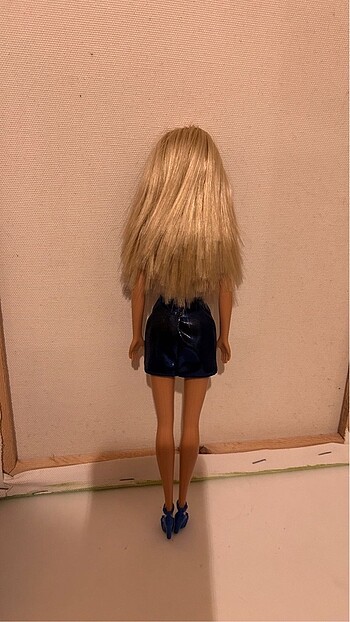 Beden Barbie September Sapphire 2011