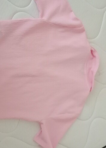 LC Waikiki Pembe likralı crop gömlek