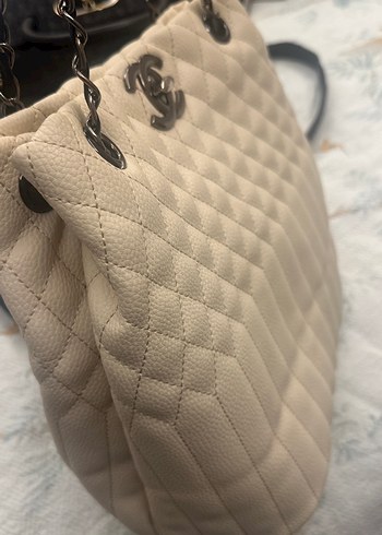  Beden ten rengi Renk Chanel Bej Deri Zincir Detaylı Kadın Çanta