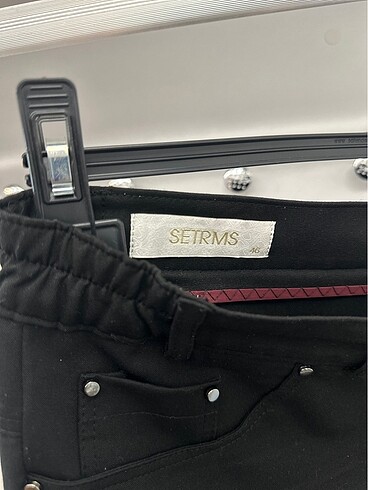 46 Beden siyah Renk Setrms siyah kumaş pantolon