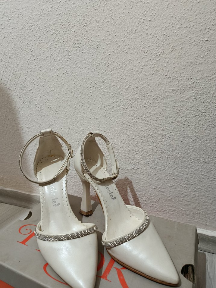 Kadın  topuklu ayakkabı - Görsel 2