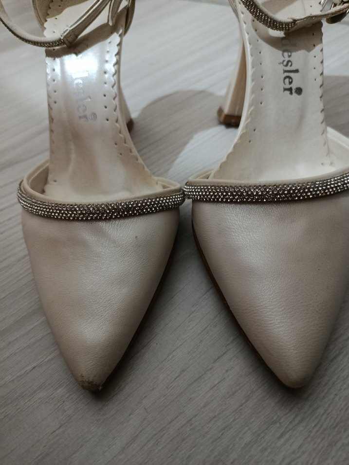 Kadın  topuklu ayakkabı - Görsel 4