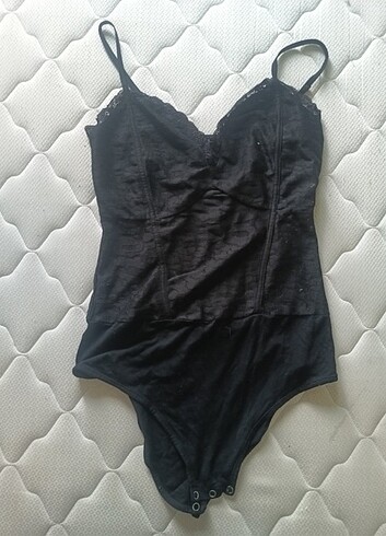 Dantel Body