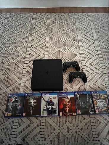 Sony PS4 slim
