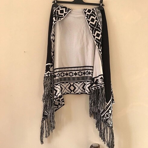 Kapüşonlu panço