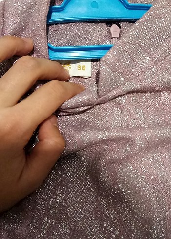 Pembe Parlak Önü Kısa Arkası Uzun Elbise - Görsel 4