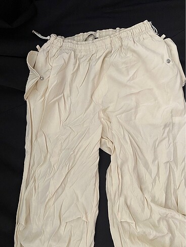 Krem paraşüt pantolon