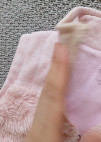 Kız Çocuk Pembe Kürklü Dik Yaka Yelek - Görsel 4