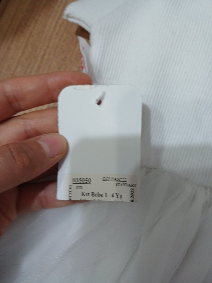 Kız Çocuk Beyaz Kiraz Nakışlı Elbise - Görsel 5